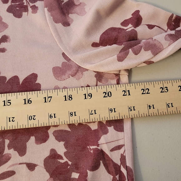 Chicos Floral Side-slit tunic  Scoop neck 3/4 Sleeve Size 2 u.s. Size L - Picture 3 of 11